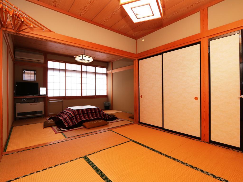 Minshuku Kojima Hotel Nozawaonsen Buitenkant foto
