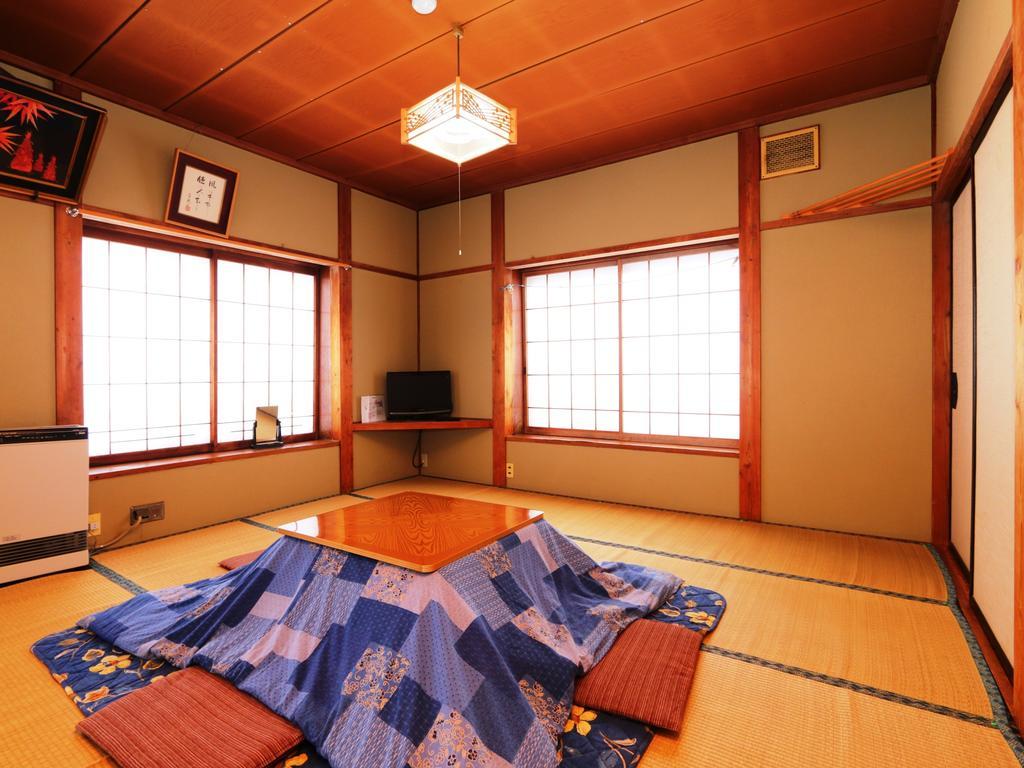 Minshuku Kojima Hotel Nozawaonsen Buitenkant foto